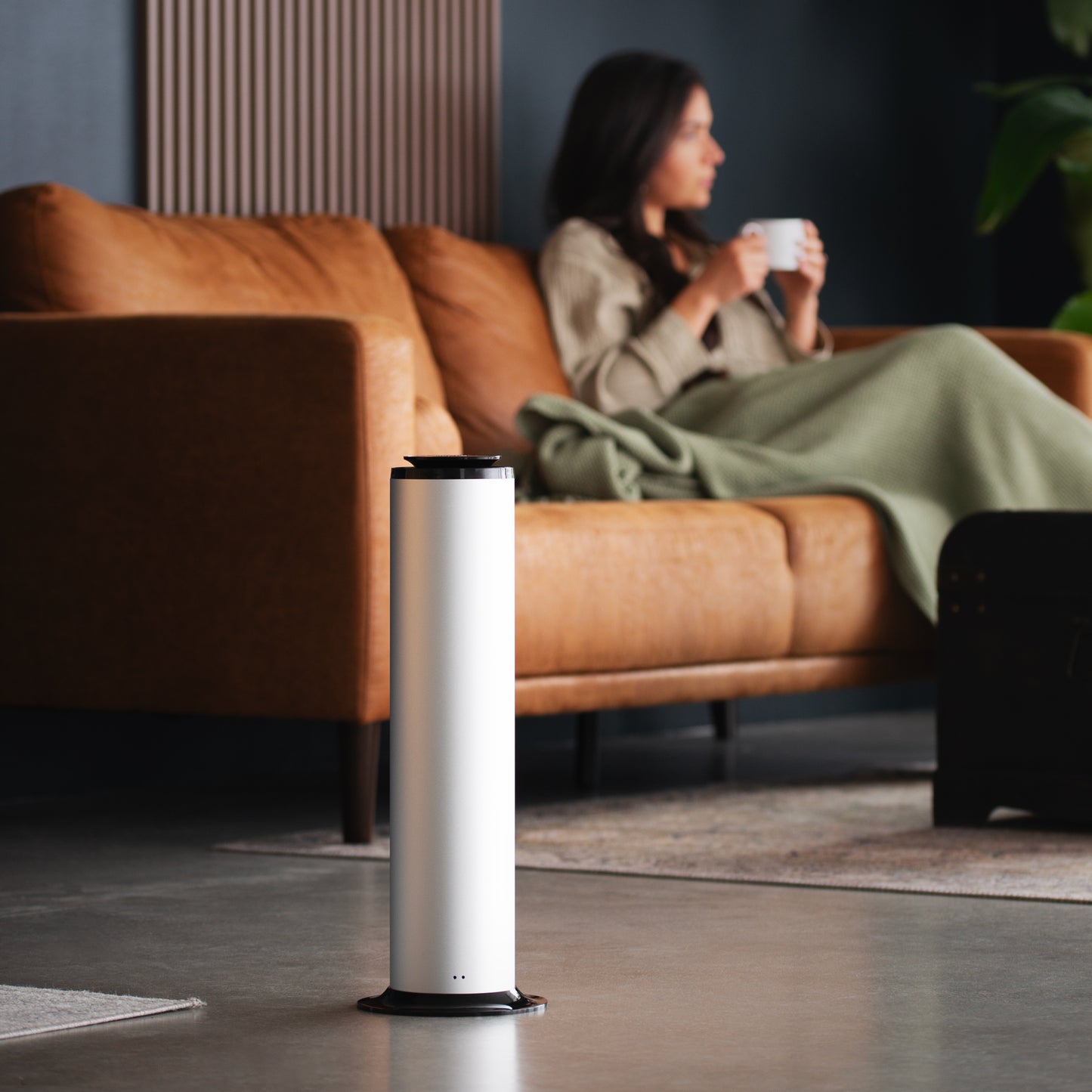 AE Tower 2000 - Silver