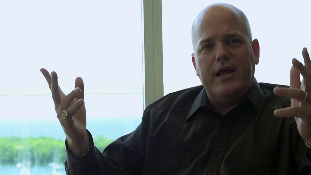 Translation missing: en.block.video.load_video